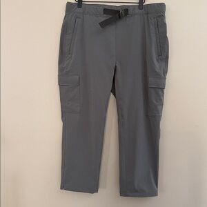 Eddie Bauer Women's ClimaTrail Cargo Crop Pants  Hiking Travel H2O repellent UPF